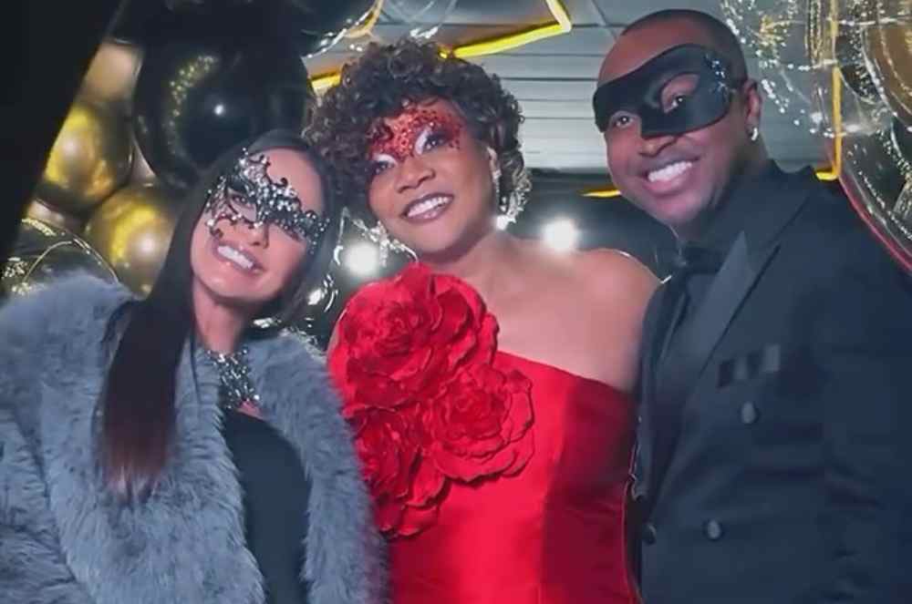 Uma noite de celebração inesquecível: o aniversário de Glória, mãe do cantor Thiaguinho